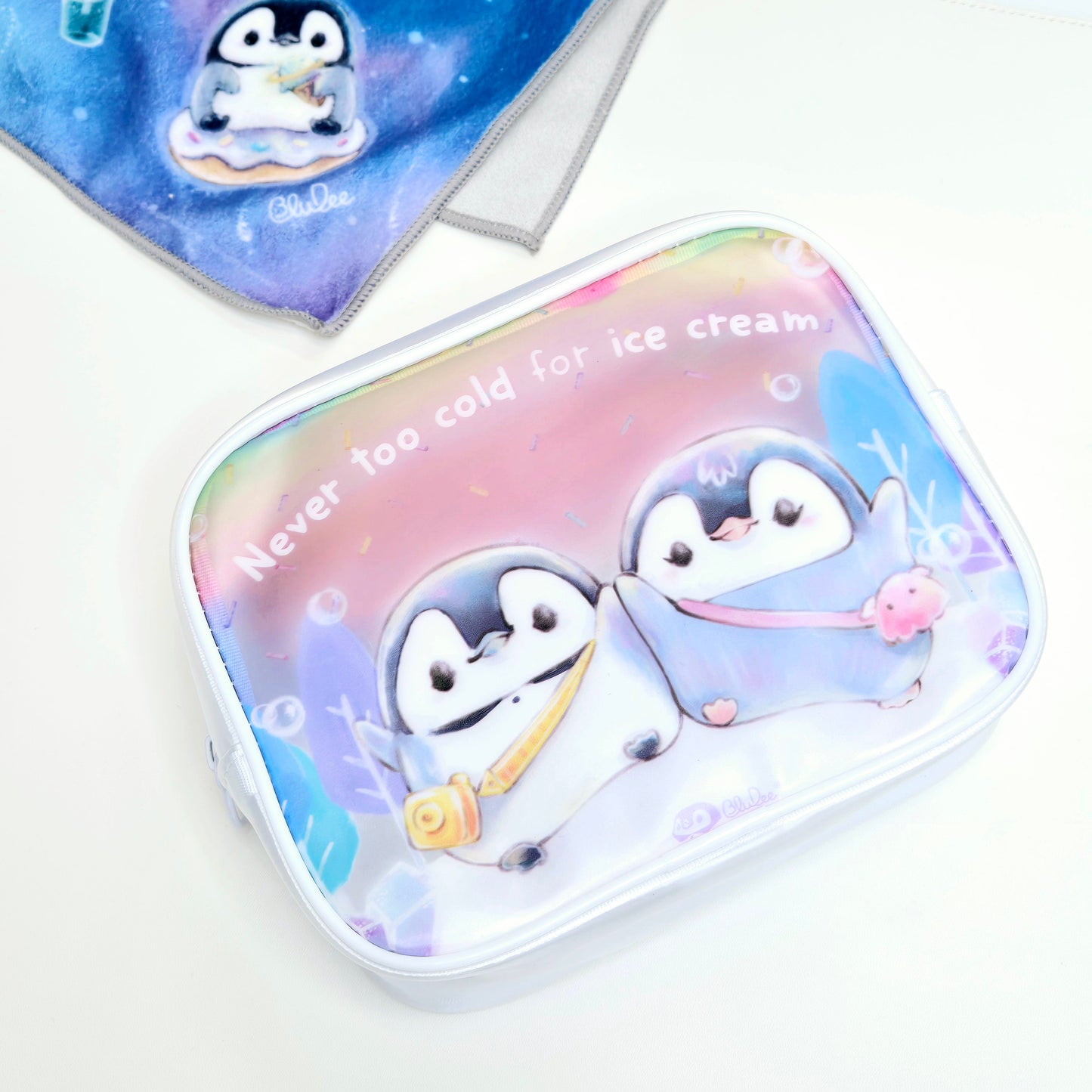 BluDee-磨砂透明旅行包包  - B )  Never too cold for ice cream